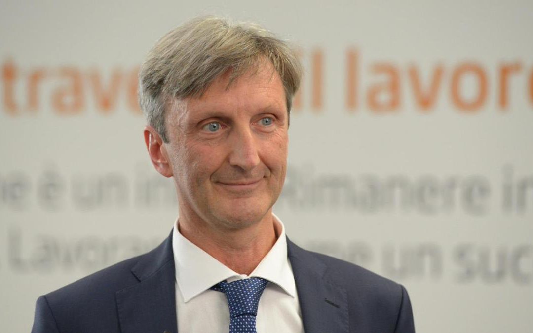 Sostenibilità, DS Smith Italia e Tiber Pack insieme per ﻿packaging ‘glue-free’