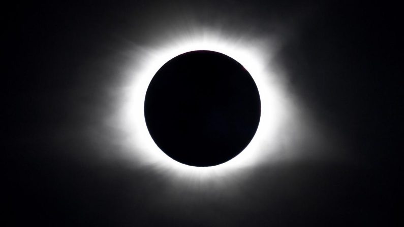 Eclissi solare 12 agosto, dove si vedrà e a che ora