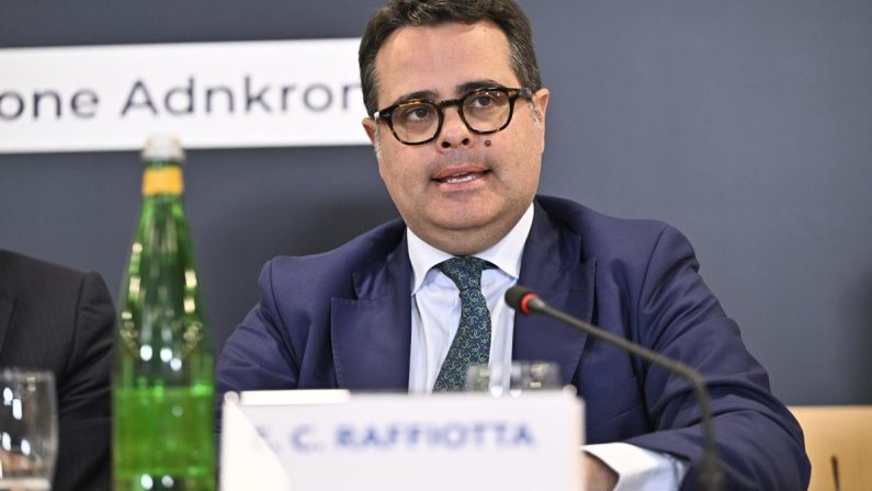 Sovranità digitale senza Costituzione europea? Raffiotta: “Il rischio è decidere per regolamento ciò che richiede legittimazione democratica”