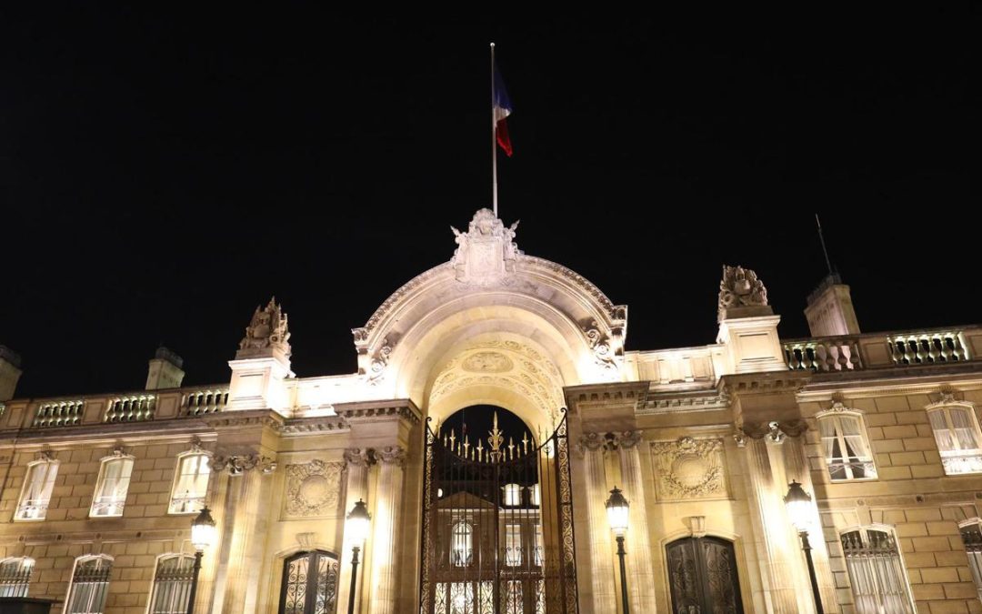 Francia, le elezioni presidenziali si terranno il 18 aprile e il 2 maggio 2027
