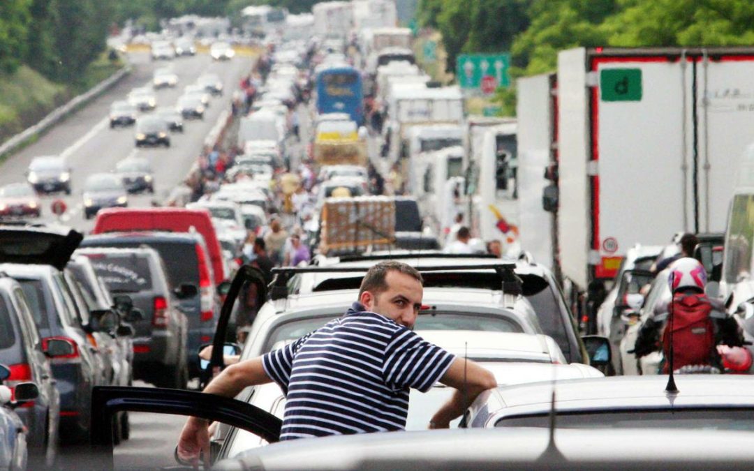 Esodo, ecco il traffico da bollino rosso: 27 milioni in viaggio da oggi a domenica