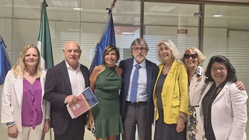 Tumore al seno, Regione Calabria ed Europa Donna Italia insieme per screening e prevenzione