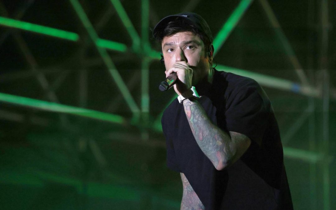 Fedez sta meglio, rapper continua i controlli in Humanitas
