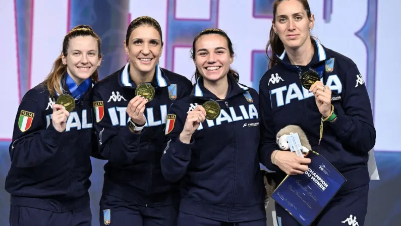 Le azzurre del fioretto conquistano l’oro ai Mondiali di Hong Kong, l’Italscherma chiude con otto medaglie