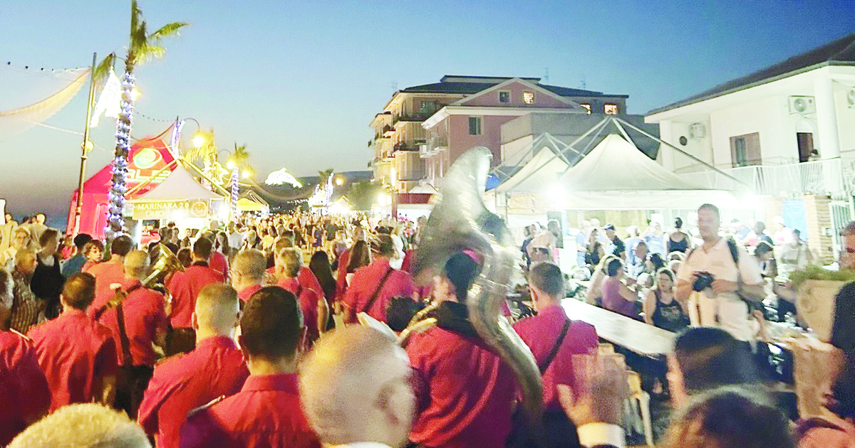 https://www.quotidianodelsud.it/wp-content/uploads/2026/07/fuscaldo-festival-alici.jpg