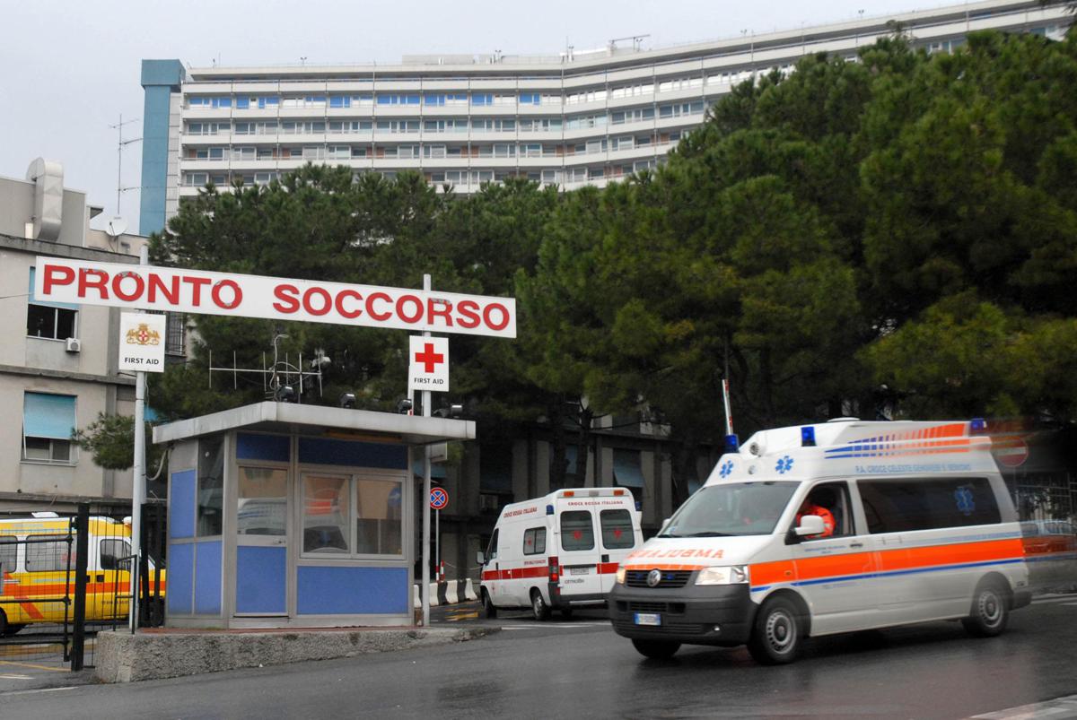https://www.quotidianodelsud.it/wp-content/uploads/2026/07/genova-ospedale-san-martino-fg-ipa.jpeg
