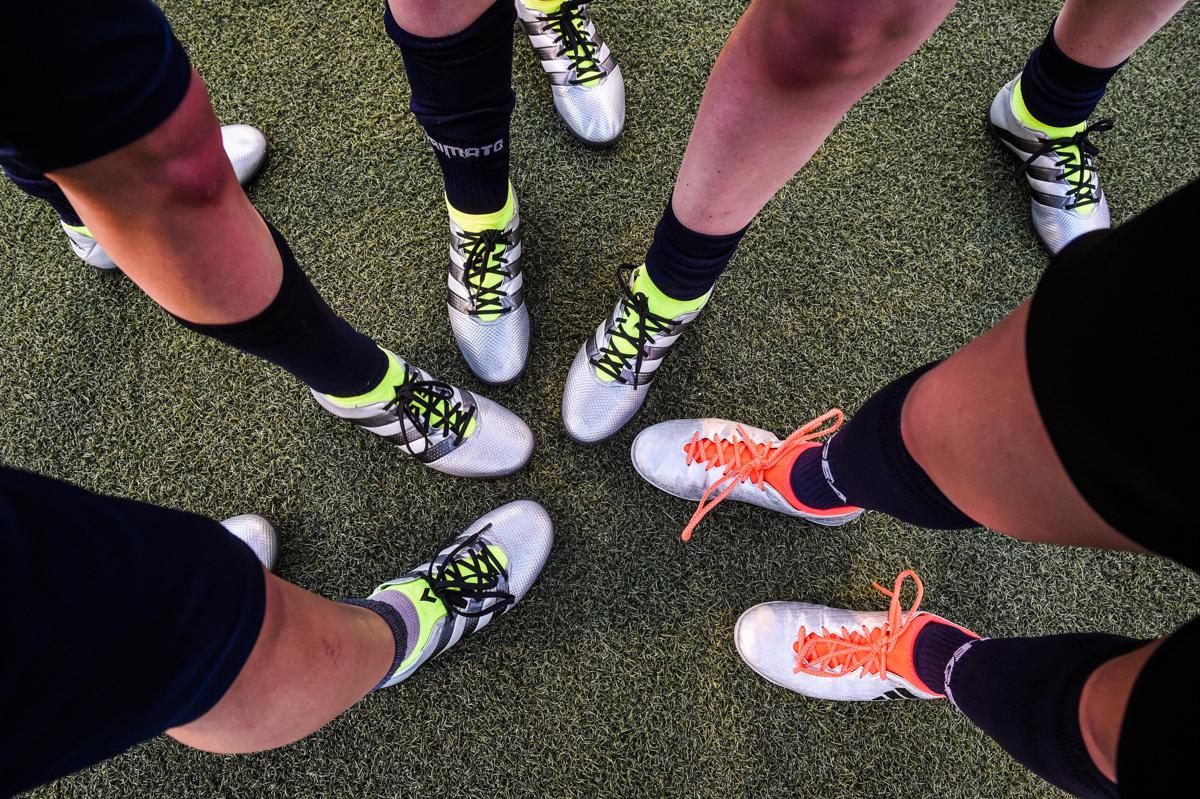 https://www.quotidianodelsud.it/wp-content/uploads/2026/07/giornata-di-sport-nei-campetti-di-via-moscova-calcio-femminile.jpeg