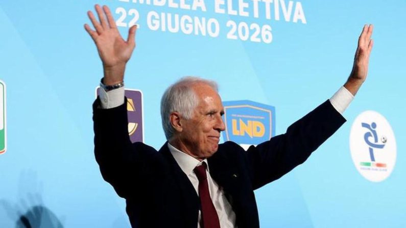 Malagò, Abodi e Pirlo, una ‘brutta figura’ che il calcio italiano deve archiviare con una ‘terza scelta’