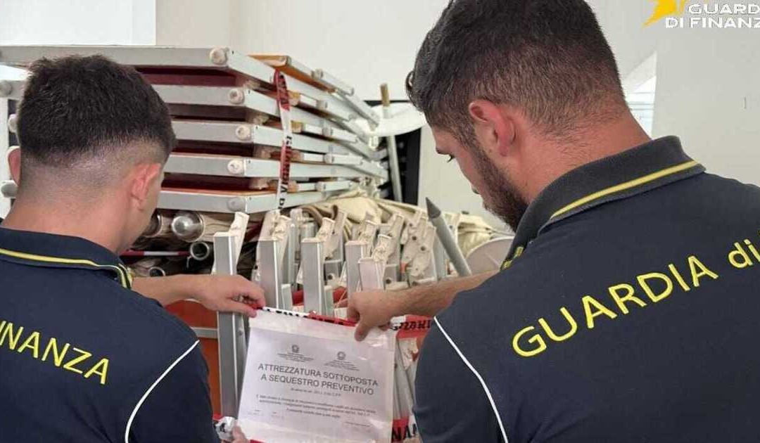 Ricadi, controlli dei finanzieri sul litorale: sequestrati ombrelloni e lettini