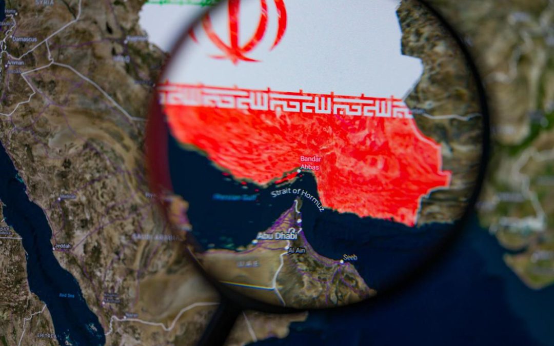 Iran-Usa, Hormuz al centro dei colloqui in Qatar. Intesa sui fondi congelati di Teheran