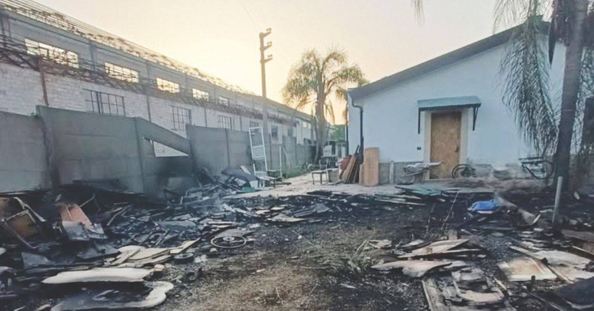 https://www.quotidianodelsud.it/wp-content/uploads/2026/07/incendio-ex-zuccherificio-policoro.jpg