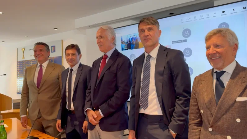 Assemblea di Lega Serie A: a Milano presenti Malagò, Maldini e Leonardo / Video
