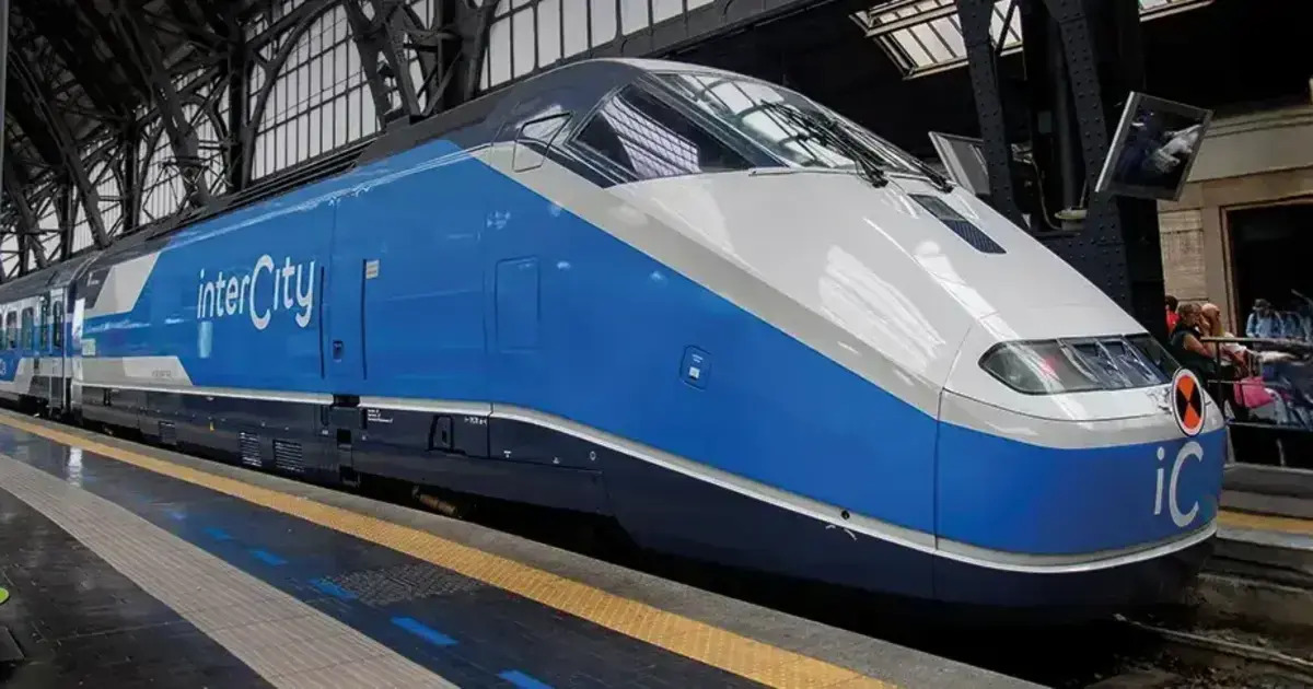 https://www.quotidianodelsud.it/wp-content/uploads/2026/07/intercity.jpg