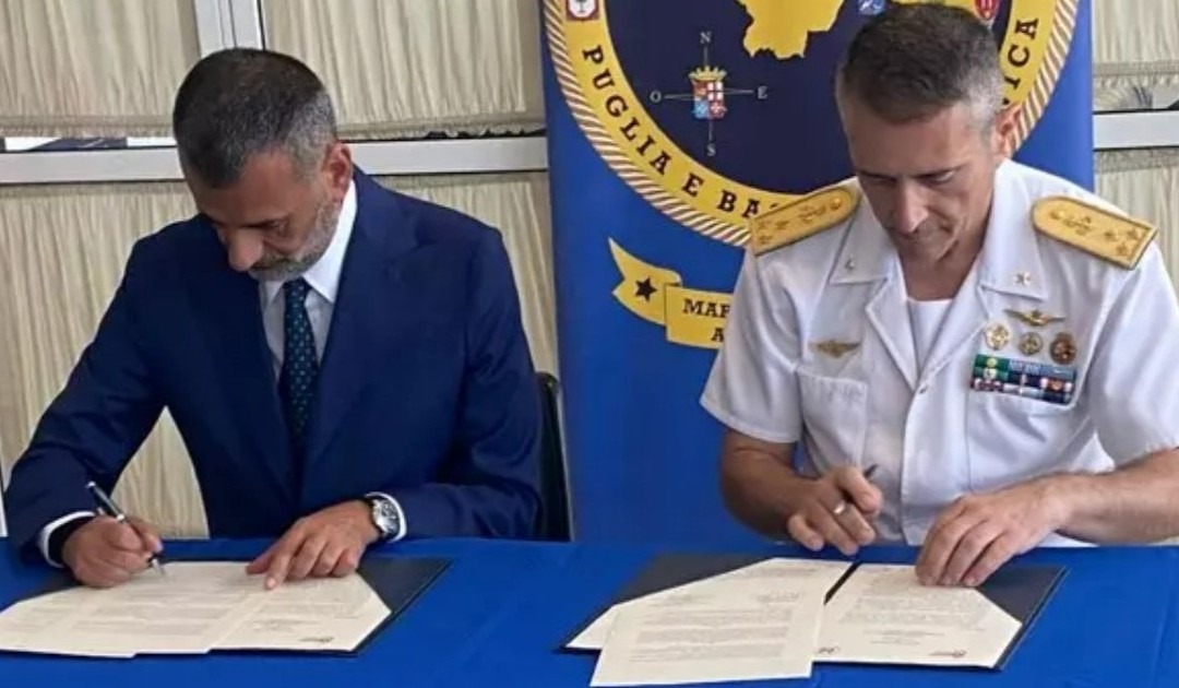 Regione Puglia e Guardia Costiera: siglato il primo protocollo d’intesa in Italia per la tutela delle coste
