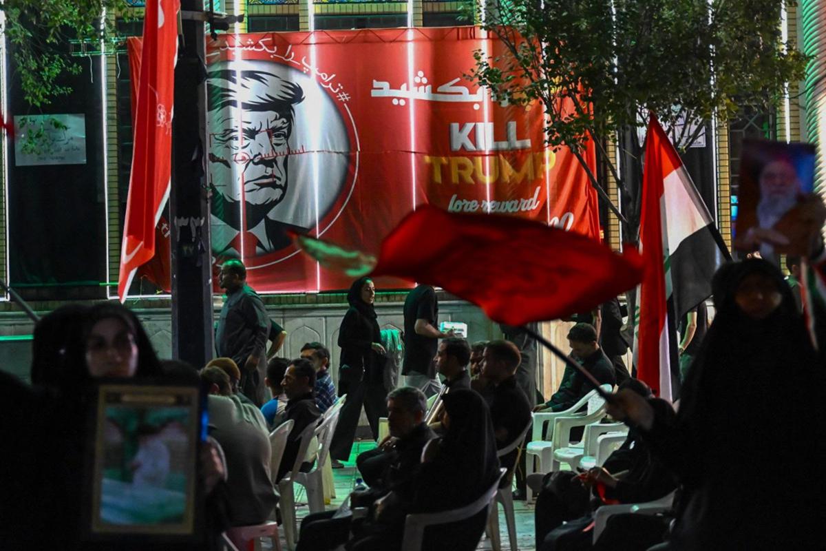 https://www.quotidianodelsud.it/wp-content/uploads/2026/07/iran-manifesto-anti-trump-afp.jpeg