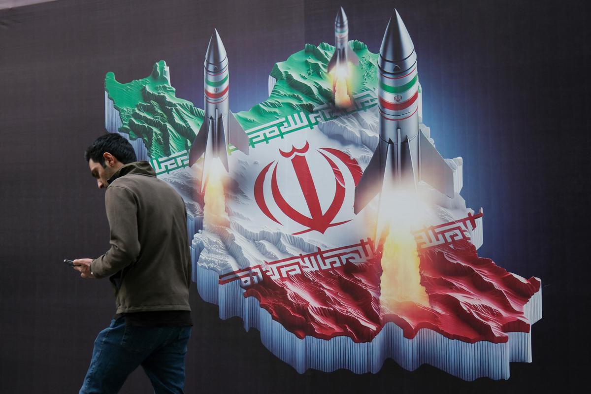 https://www.quotidianodelsud.it/wp-content/uploads/2026/07/iran-missili-bandiera-ipa.jpeg