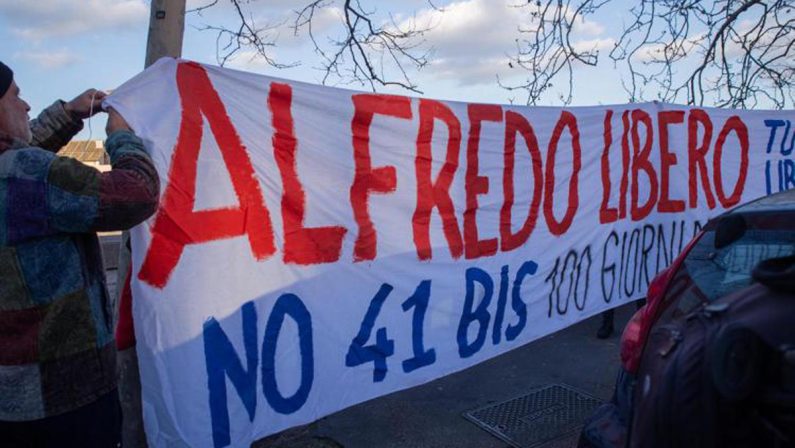 Alfredo Cospito resta al 41 bis: tribunale Sorveglianza respinge reclamo difesa