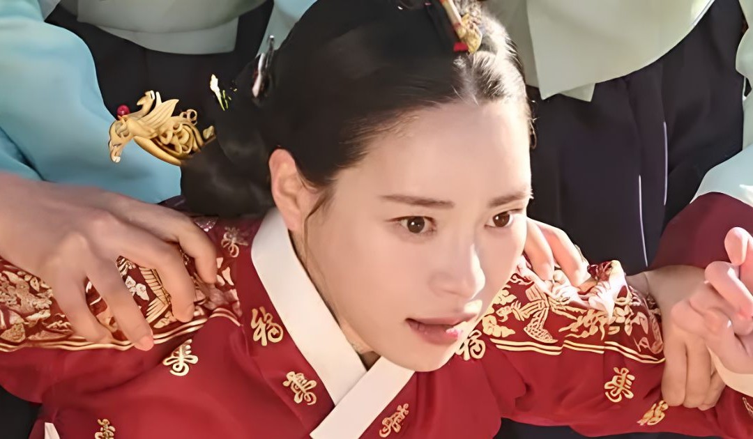 Lim Jj-yeon nei panni di Shin Seo-ri/Kang Dan-shim in "La mia nobile nemica"