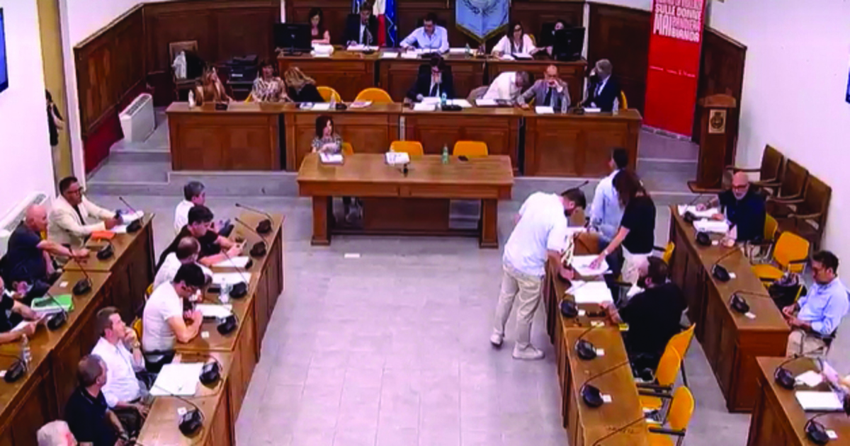 https://www.quotidianodelsud.it/wp-content/uploads/2026/07/la-seduta-del-consiglio-comunale-matera.jpg