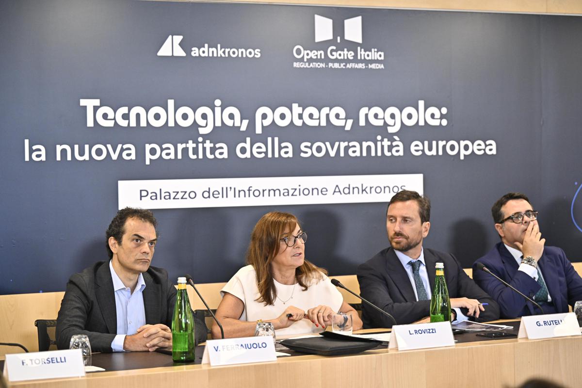 https://www.quotidianodelsud.it/wp-content/uploads/2026/07/laura-rovizzi-18.jpeg