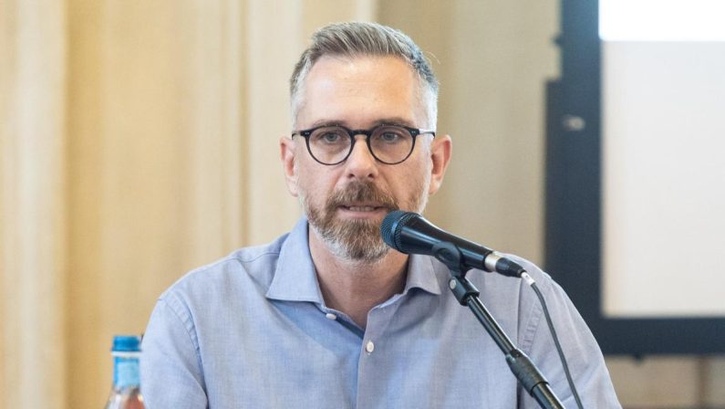 Lepore: “Non ho chiesto io la scorta, è un obbligo e mi fido dello Stato”﻿