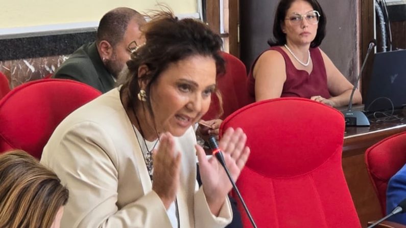 Giornata storica a Vibo, dopo 21 anni approvato il Piano Spiaggia