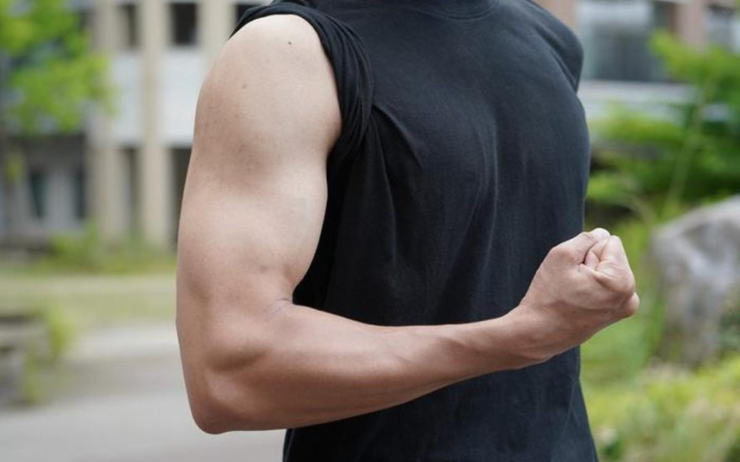 Muscoli forti anche invecchiando? Si può, ecco come avere l’effetto Braccio di ferro