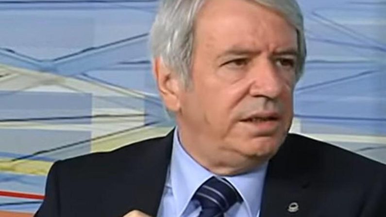 Morto a 79 anni Luigi Colombo, voce storica del calcio che inventò telecronaca a due voci