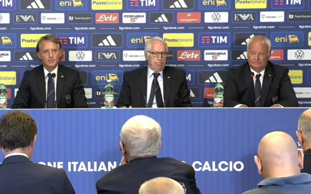 Italia, Mancini: “Spero tifosi mi perdonino”. Ranieri: “È coronamento carriera” – La conferenza stampa in diretta