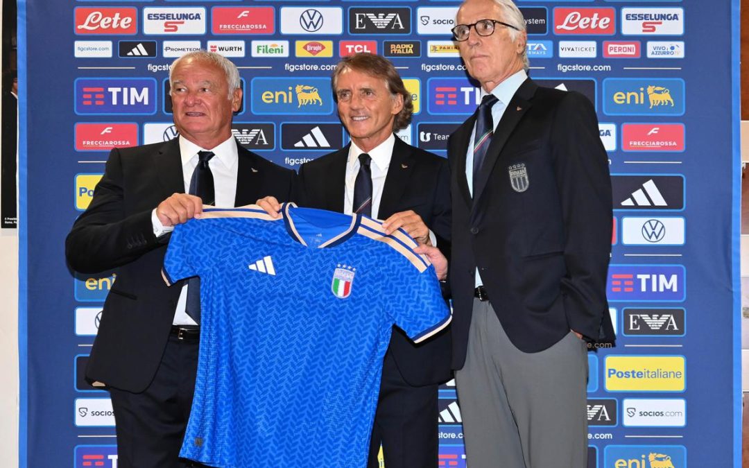 La Nazionale riparte dal tridente Malagò-Mancini-Ranieri: “Vogliamo vincere e riportare i giovani a vedere l’Italia ai Mondiali”