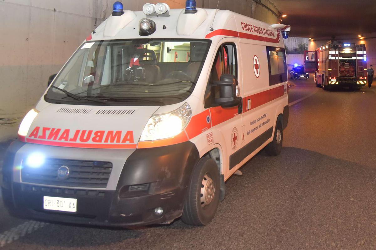 https://www.quotidianodelsud.it/wp-content/uploads/2026/07/mapello-grave-incidente-auto-moto-nella-galleria-dell-asse-interurbano.jpeg