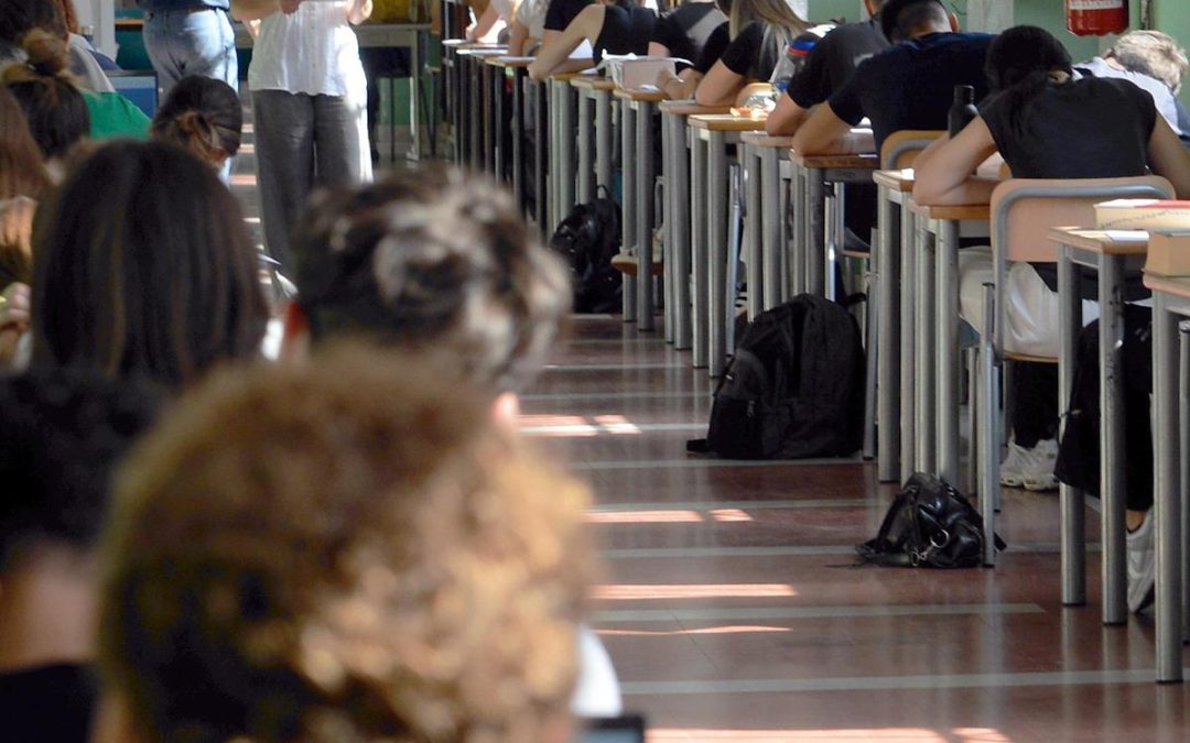 Verga ‘espositore’ del Verismo, Venere di Botticelli incinta e Guerra dei 7 nani: perle e strafalcioni della maturità 2026