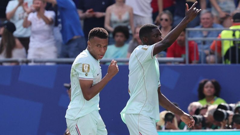 Francia-Marocco, Mbappé sbaglia rigore e si dispera