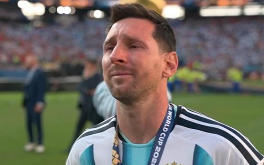Messi in lacrime, l”adios’ commosso di Adani dopo la finale dei Mondiali