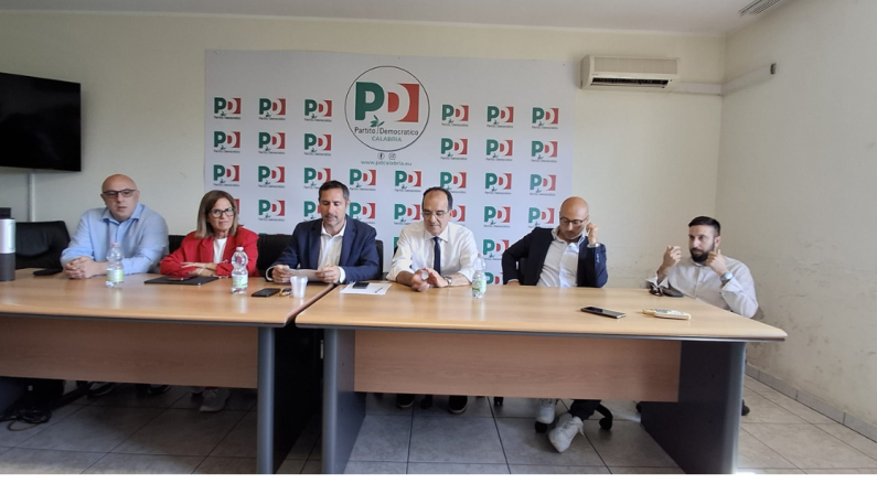 Sottosegretari Calabria, il centrosinistra: Caro Occhiuto, non siamo degli sfigati