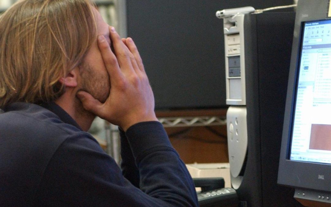 Intelligenza artificiale, il ‘nuovo’ stress dei lavoratori: “Addestriamo chi ci sostituirà”