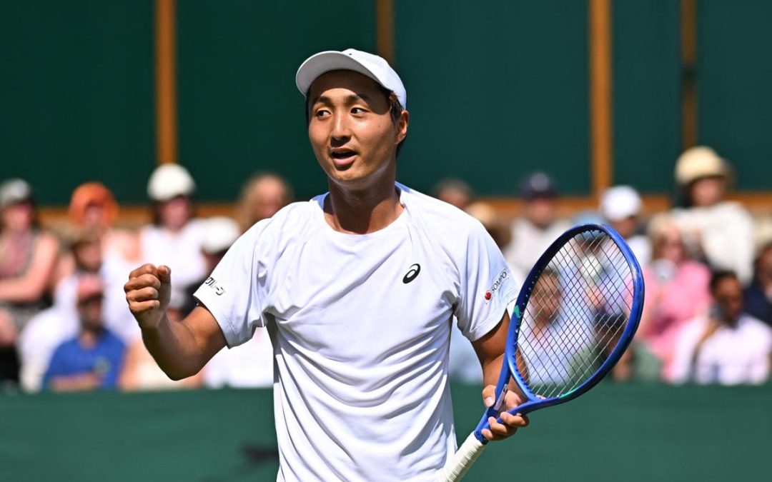 Chi è Shintaro Mochizuki, l’avversario di Sinner a Wimbledon (che ha già battuto Alcaraz)