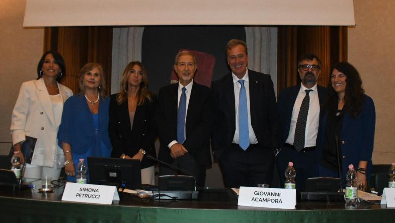 Mare, Musumeci: “Underwater e spazio sfide priorità per il governo”