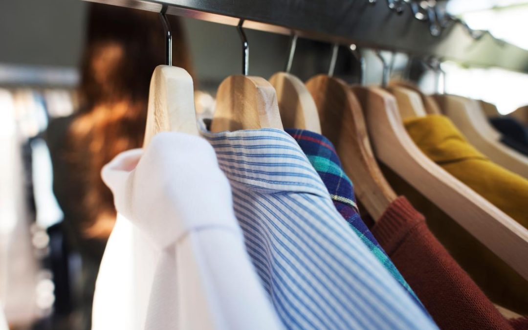 Vestiti, scarpe e accessori: per le grandi imprese scatta divieto distruzione invenduti
