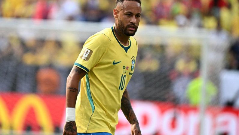 Neymar, Ibrahimovic: “Grande giocatore, ma avrebbe potuto fare di più…”