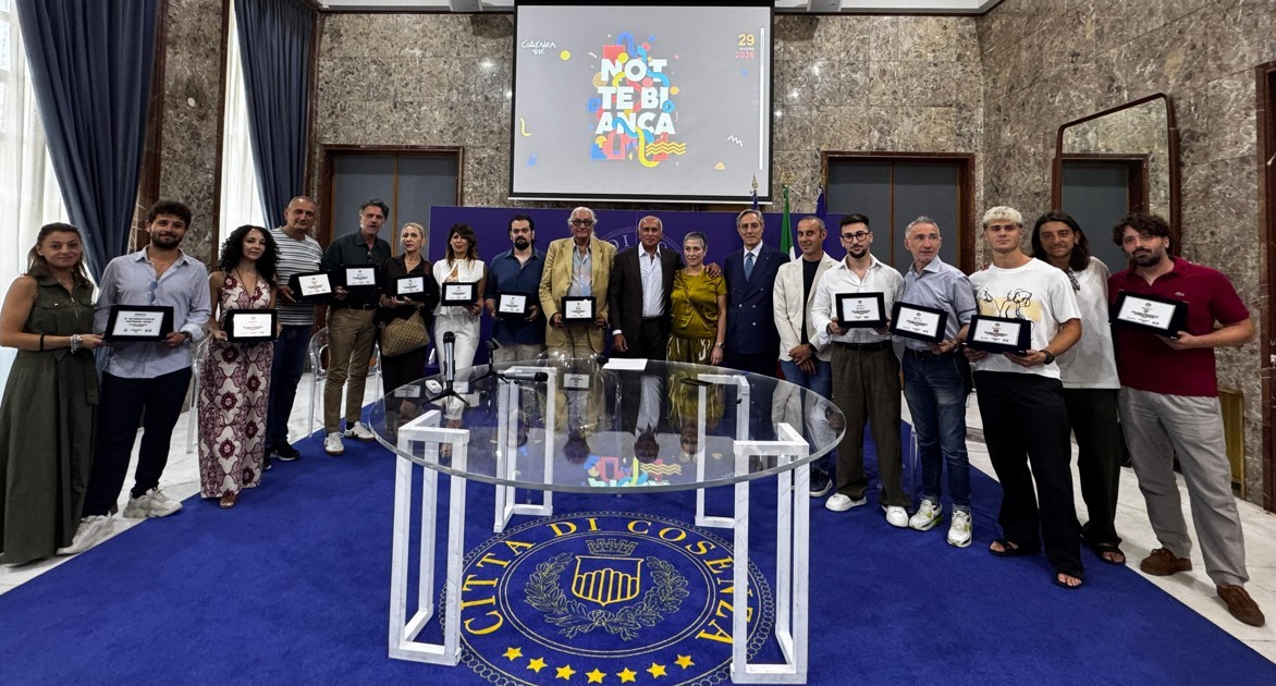 https://www.quotidianodelsud.it/wp-content/uploads/2026/07/notte-bianca-cosenza-ph.jpg