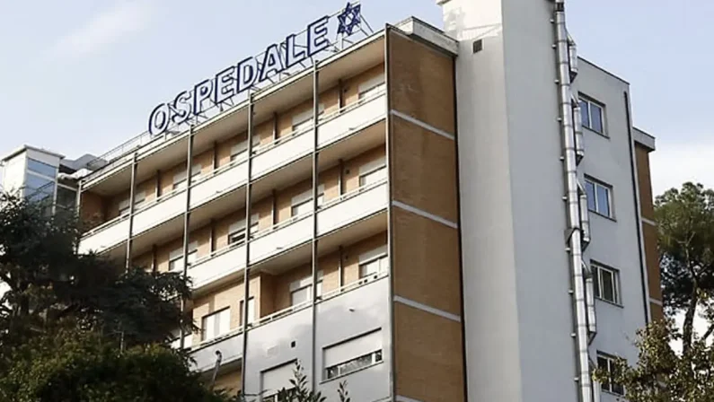 Riunione urgente a Palazzo Chigi dopo il furto di 80 fiale di fentanyl all’ospedale Israelitico di Roma, il Ministero della Salute avvia un’ispezione