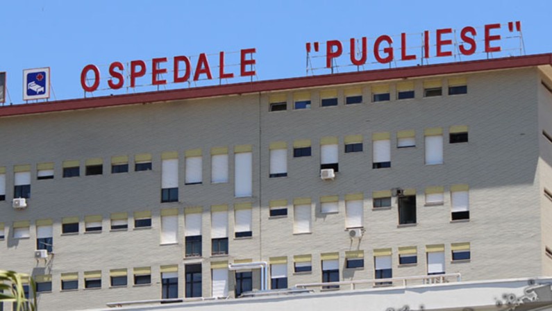 Dramma nel Crotonese, cade un palo della luceTredicenne finisce in ospedale in gravi condizioni
