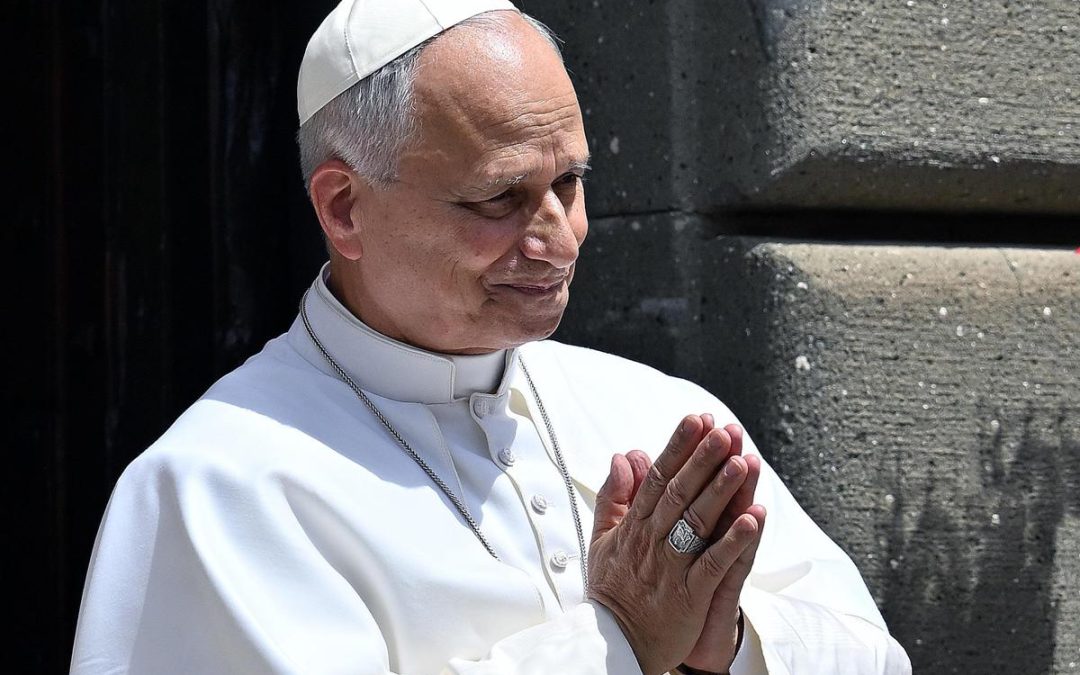 Medio Oriente, Papa: “Sospendere attacchi e riaprire spazi di dialogo per pace tanto desiderata”