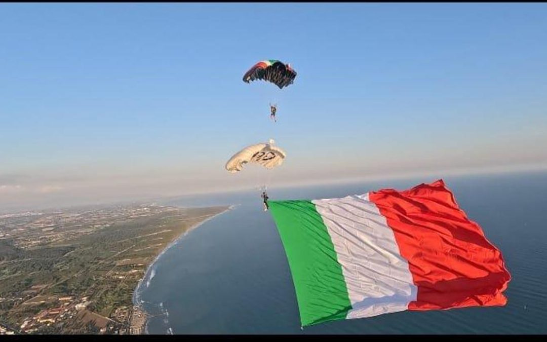Paracadutismo, Carabinieri conquistano titolo italiano per precisione in atterraggio a squadre, all’Esercito tre titoli individuali