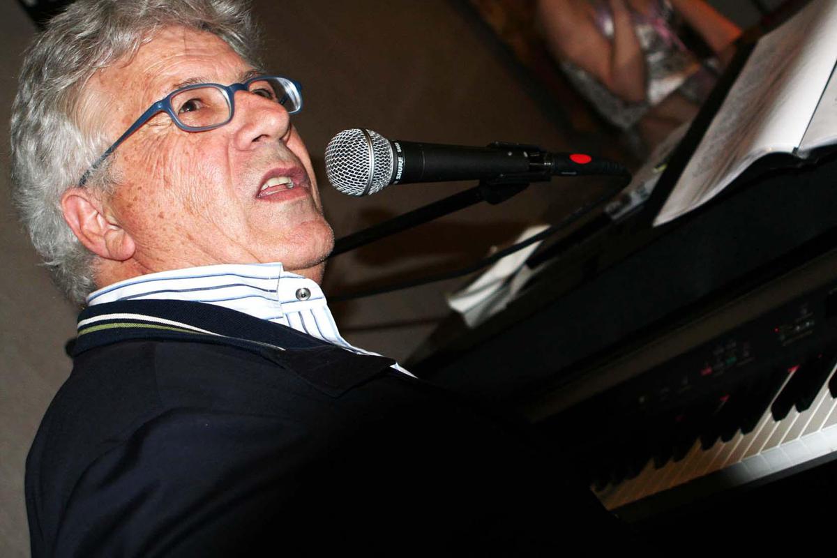 https://www.quotidianodelsud.it/wp-content/uploads/2026/07/peppino-di-capri-ipa.jpeg