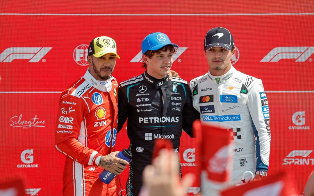 F1, Antonelli dominante nel sabato di Silverstone: vince la Sprint davanti a Hamilton e conquista la pole su Leclerc