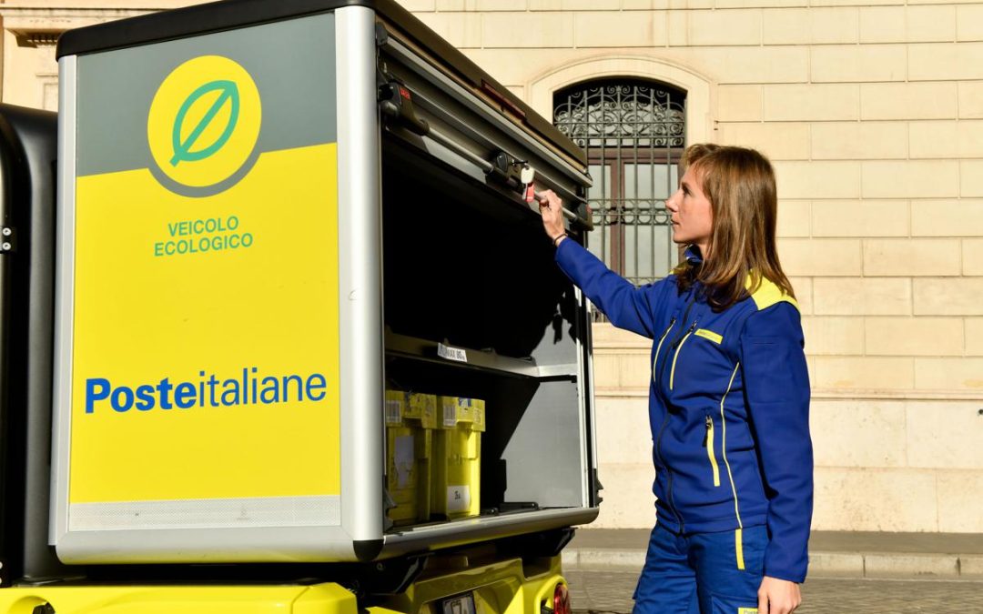 Poste Italiane, cresce la logistica: 179 milioni di pacchi consegnati nel primo semestre 2026