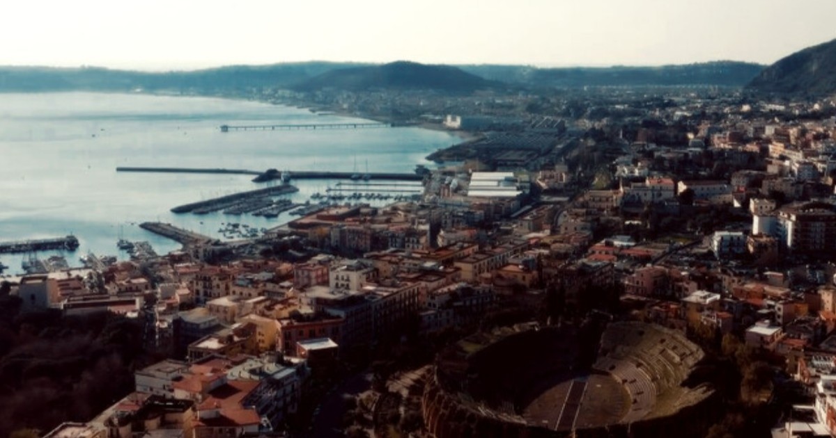 https://www.quotidianodelsud.it/wp-content/uploads/2026/07/pozzuoli.jpg