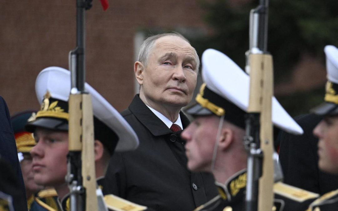 Russia, settimana nera per Putin: fiducia ai minimi e consenso in caduta libera
